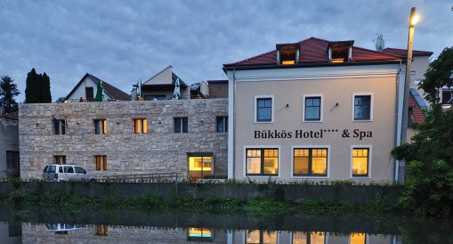   - Bükkös Hotel & Spa Szentendre